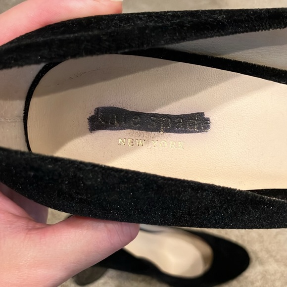 Black velvet Kate Spade heels - Picture 2 of 4